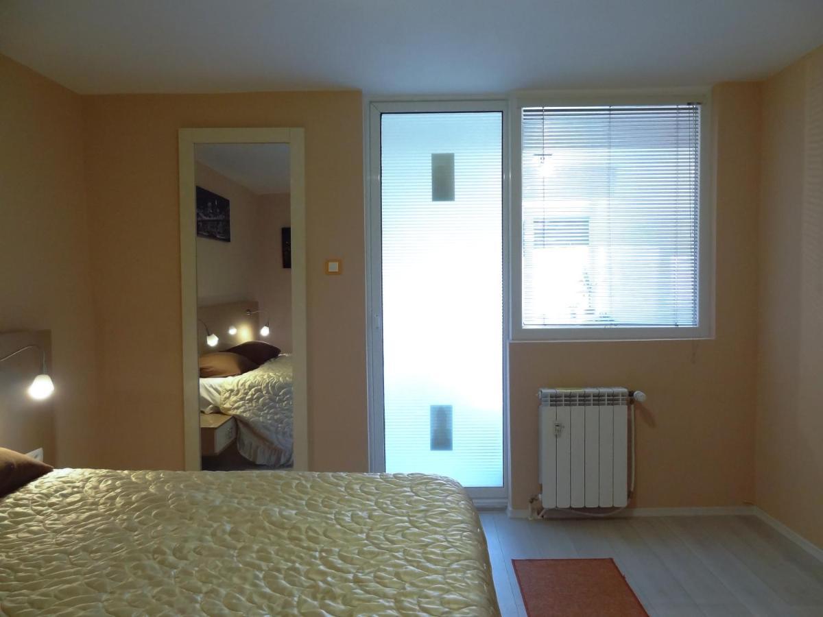 Lvc,Lac & Nyc Apartshotel Faleza Galati  Exterior photo